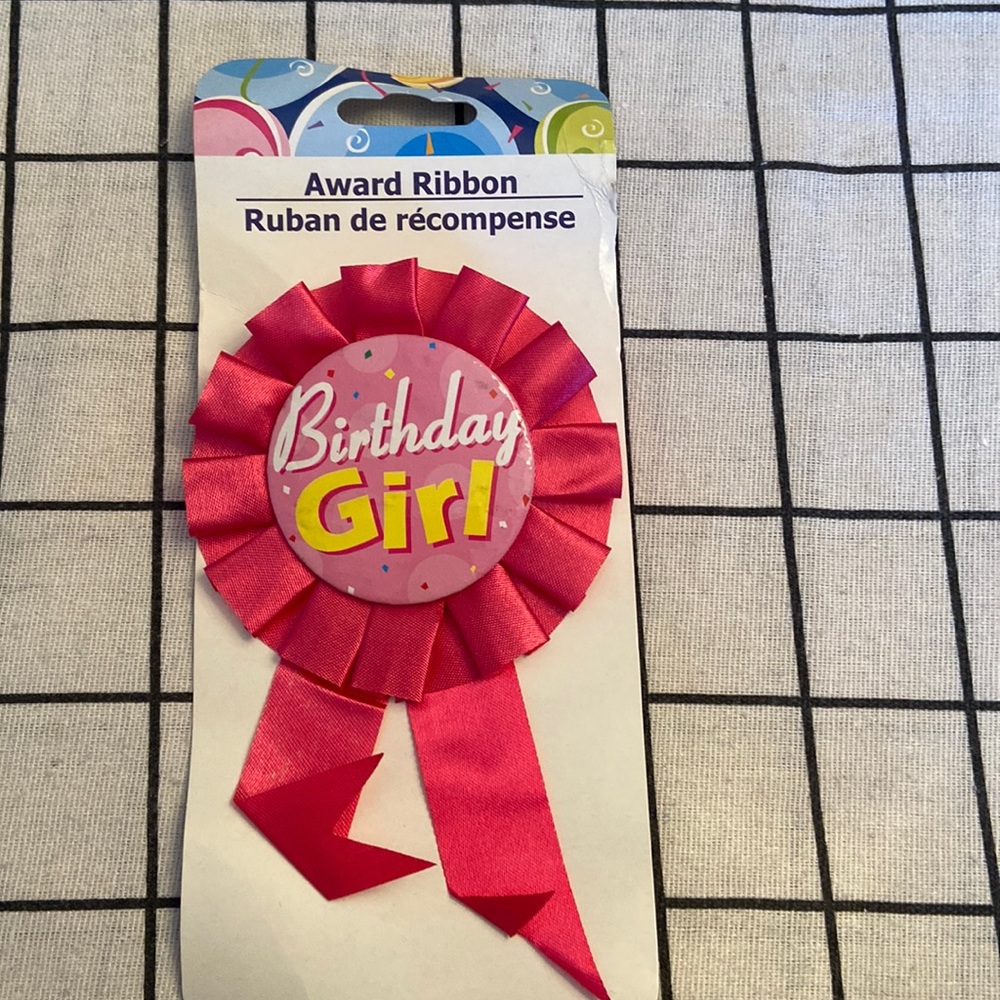 Birthday girl pin 📌 Free when bundle with any birthday bib